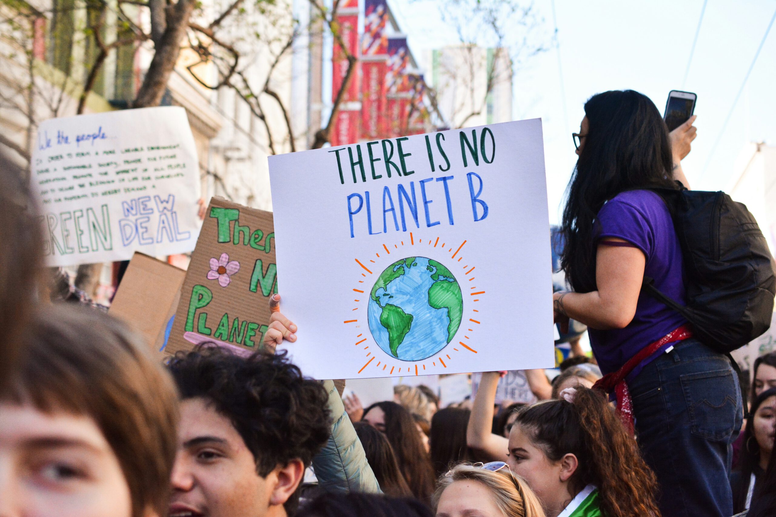 Extinction Rebellion roept gemeente Gouda op om klimaatnoodtoestand uit te roepen